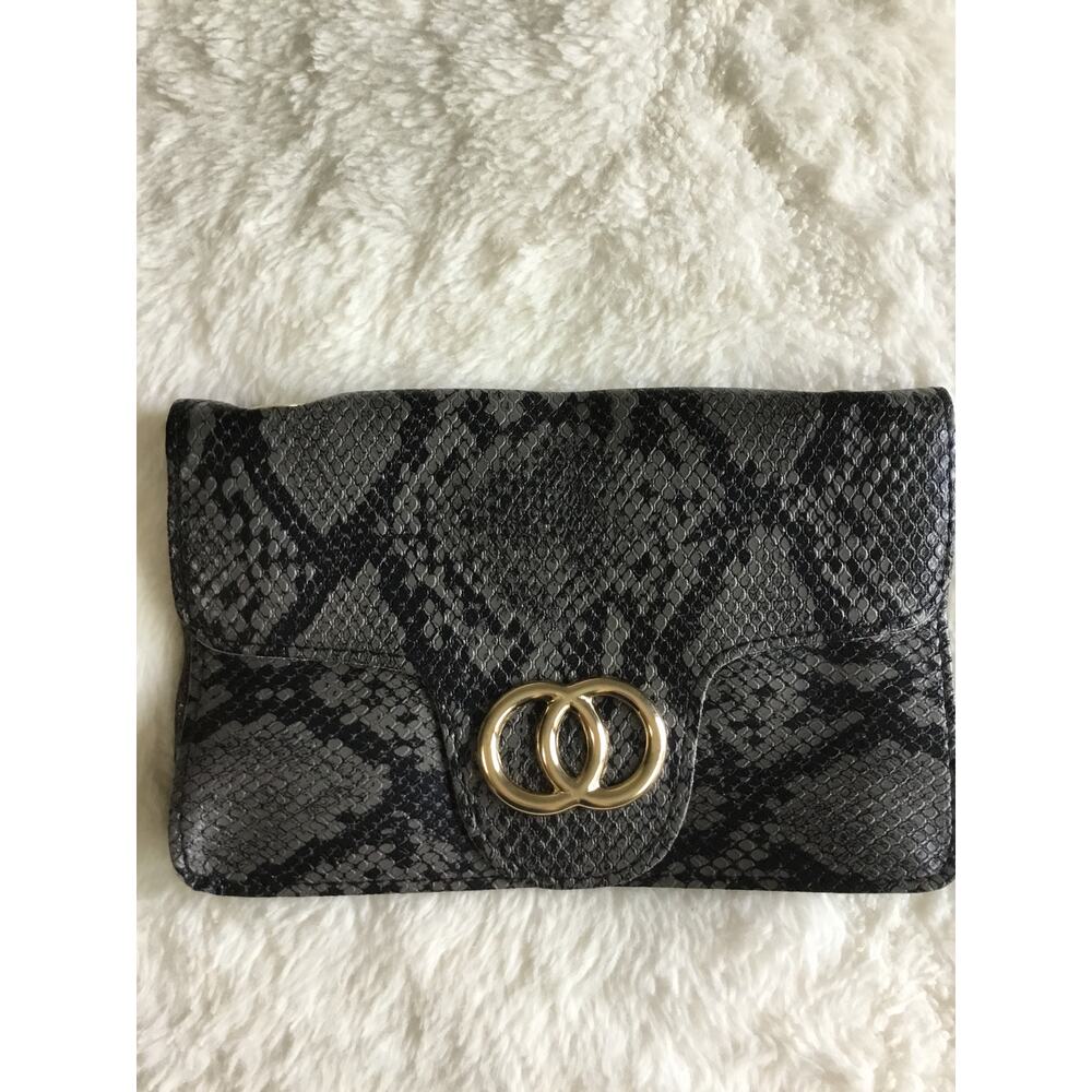 Gray Faux Snake Leather Metal Rings Gold Chain Crossbody Bag - Picture 6 of 14